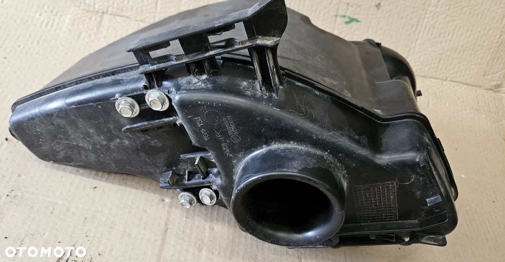 Peugeot 307 308 3008 Citroen C4 1.6 VTi THP rezonator powietrza 9656237980 9656237880 - 11