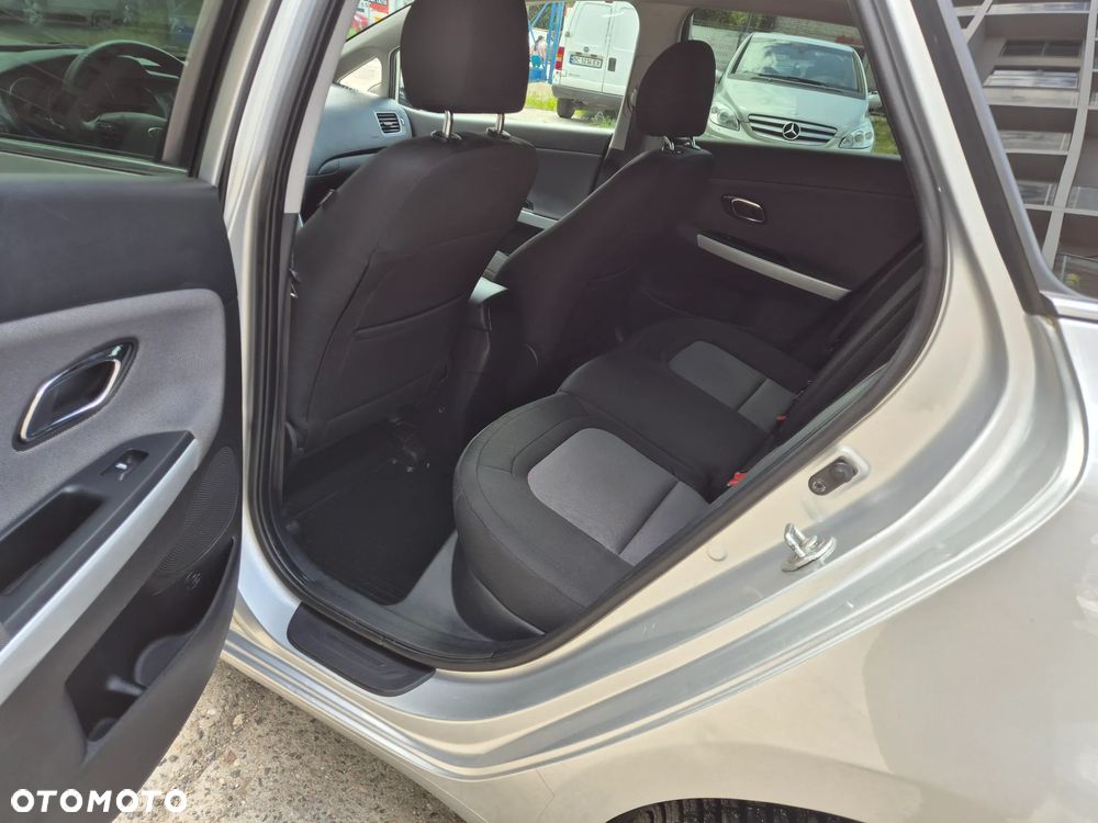 Kia Ceed 1.6 CRDi L - 9