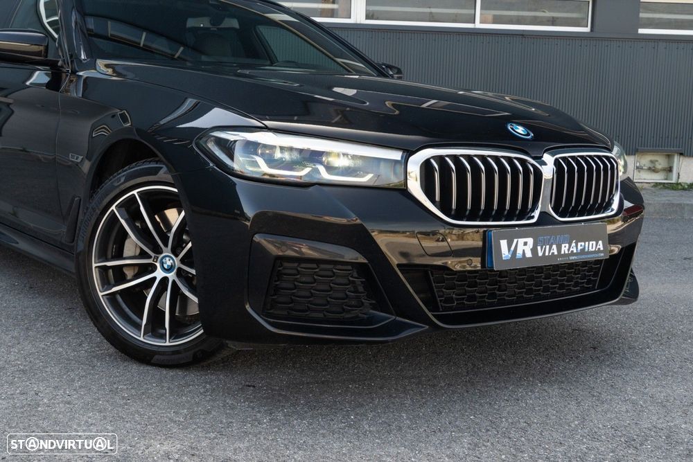 BMW 530 e Pack Desportivo M - 45