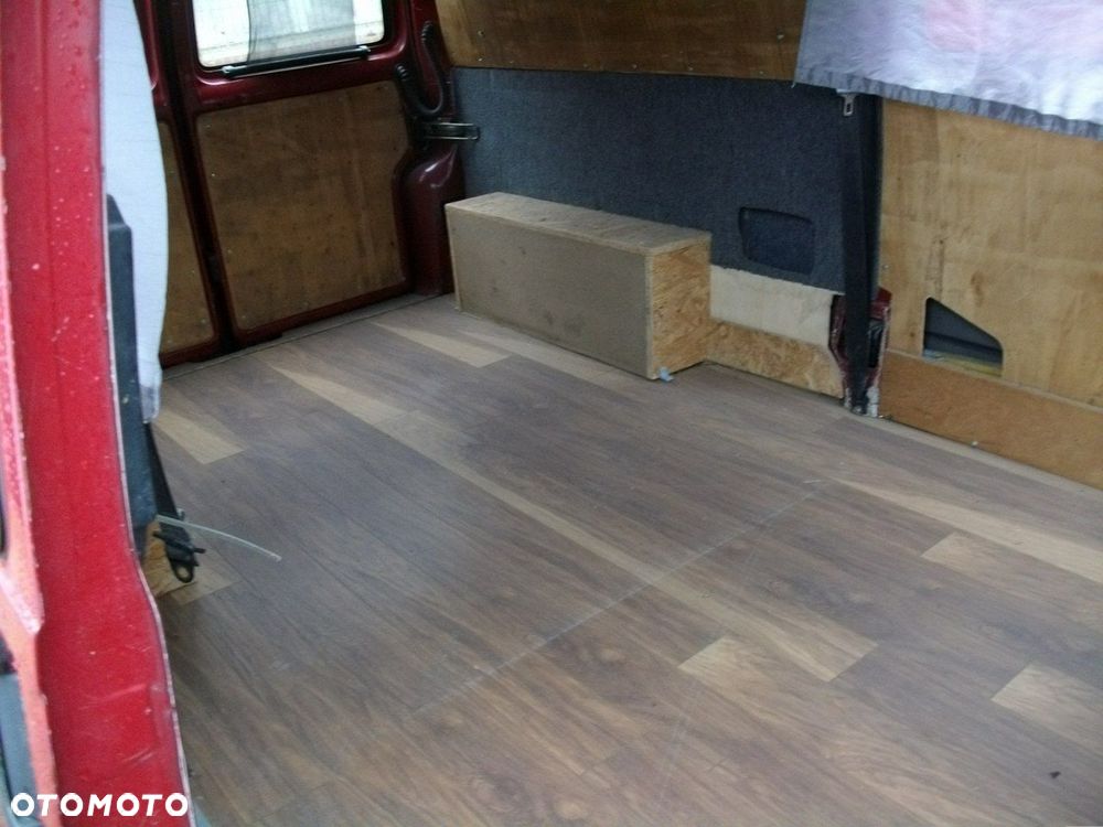 Volkswagen Transporter - 6