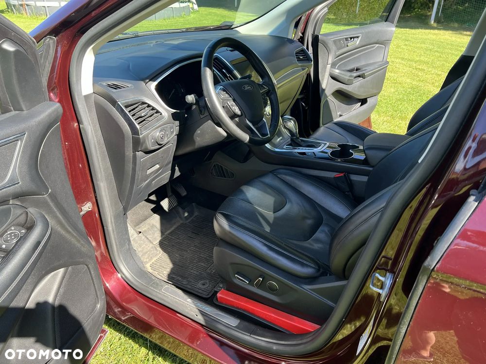 Ford Edge - 8
