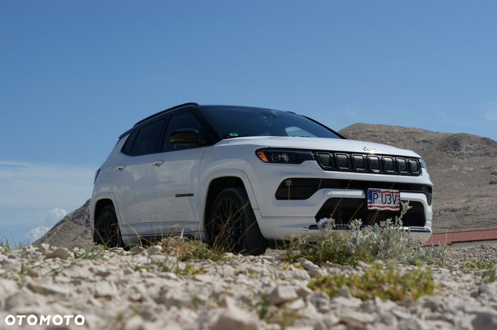 Jeep Compass - 12