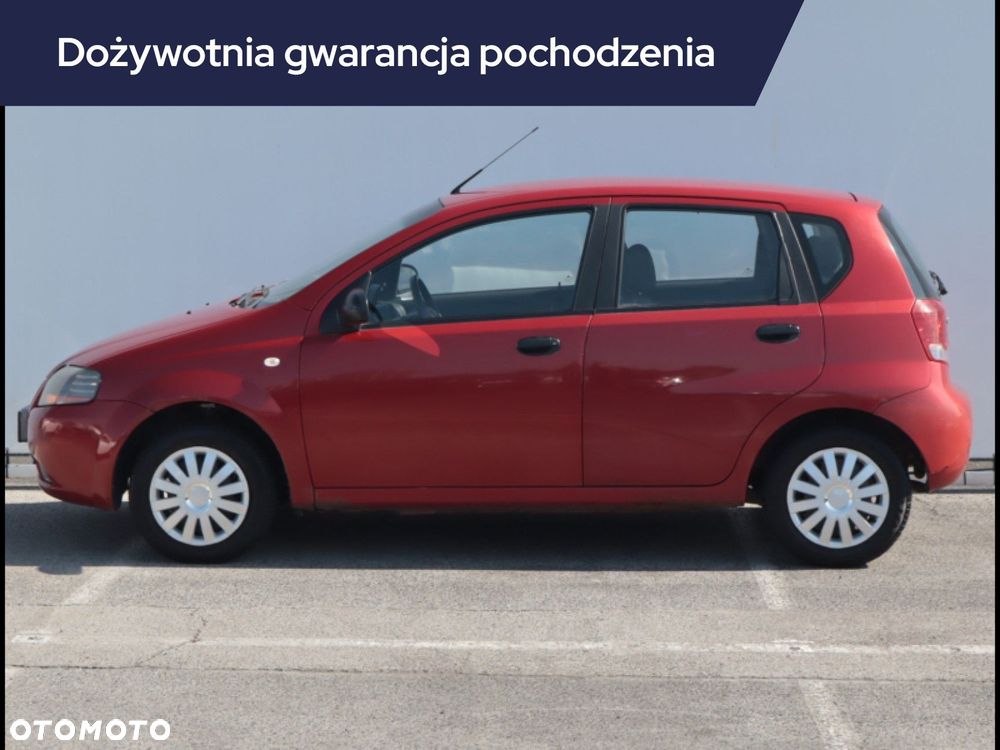 Chevrolet Aveo - 4