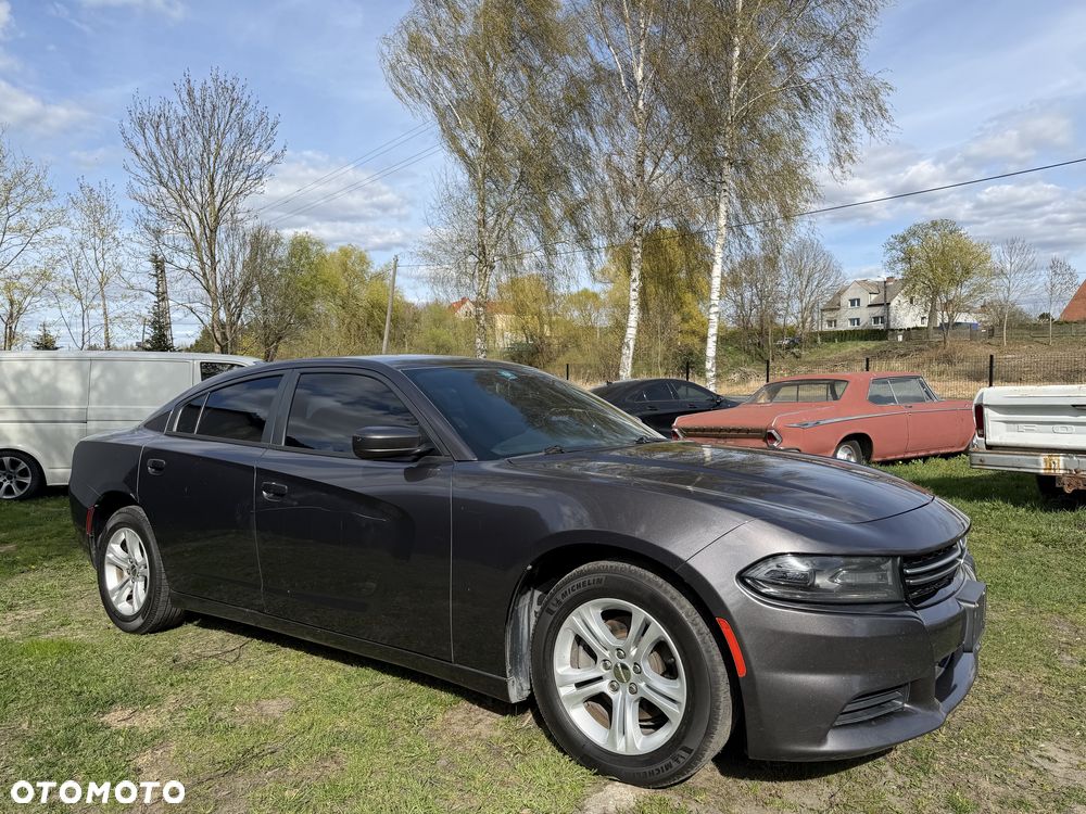 Dodge Charger - 3