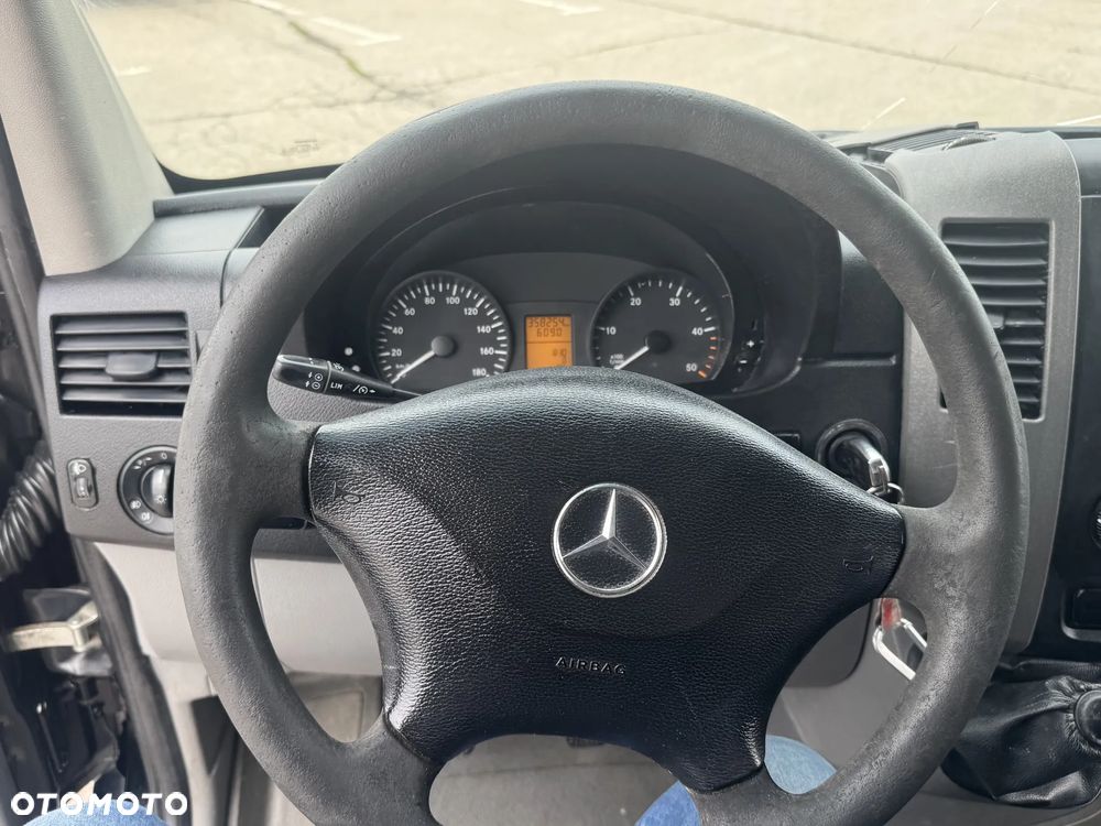Mercedes-Benz Sprinter 906.213 EEV - 8