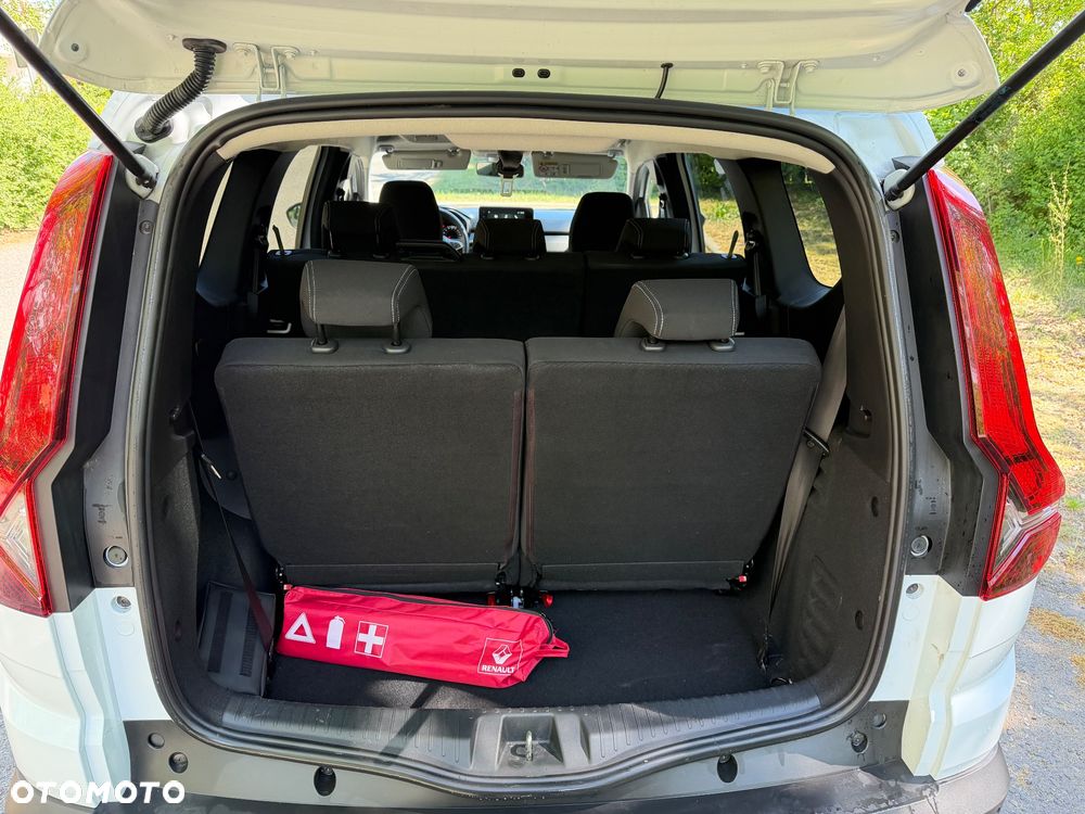 Dacia Jogger 1.0 TCe Comfort 7os - 12