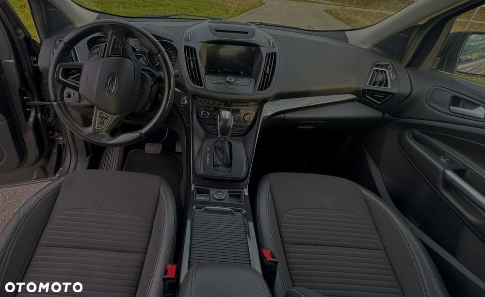 Ford Kuga 1.5 EcoBoost 4x4 Titanium - 12