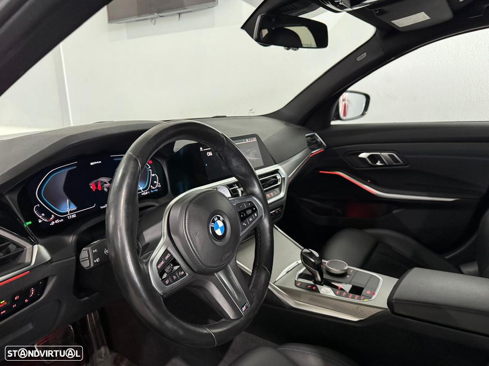 BMW 330 e Pack M Auto - 11