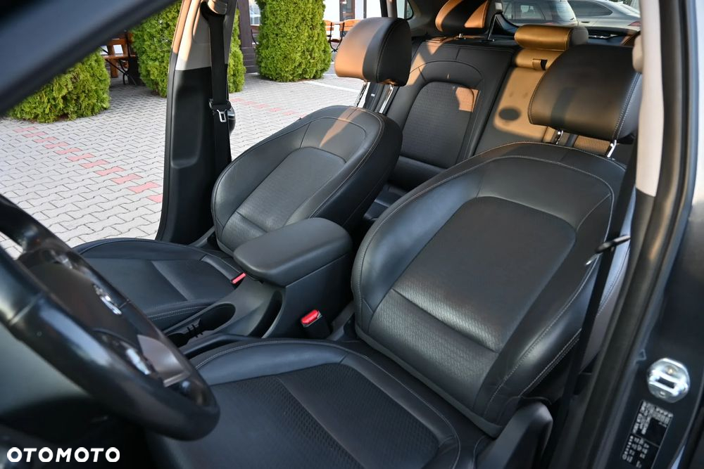 Hyundai Kona 1.6 T-GDI Premium 4WD DCT - 40