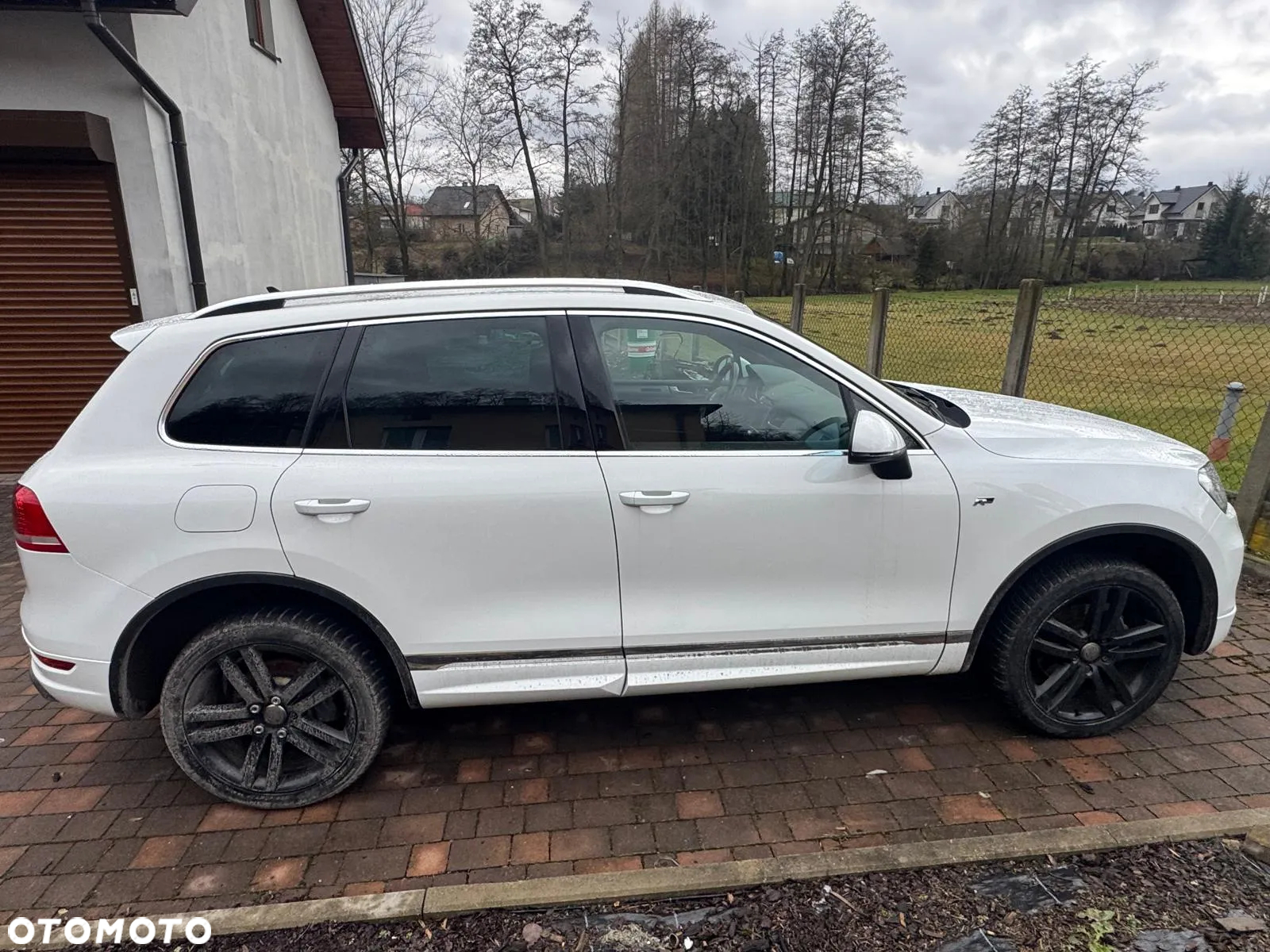 Volkswagen Touareg 3.0 V6 TDI BMT R-Style - 4