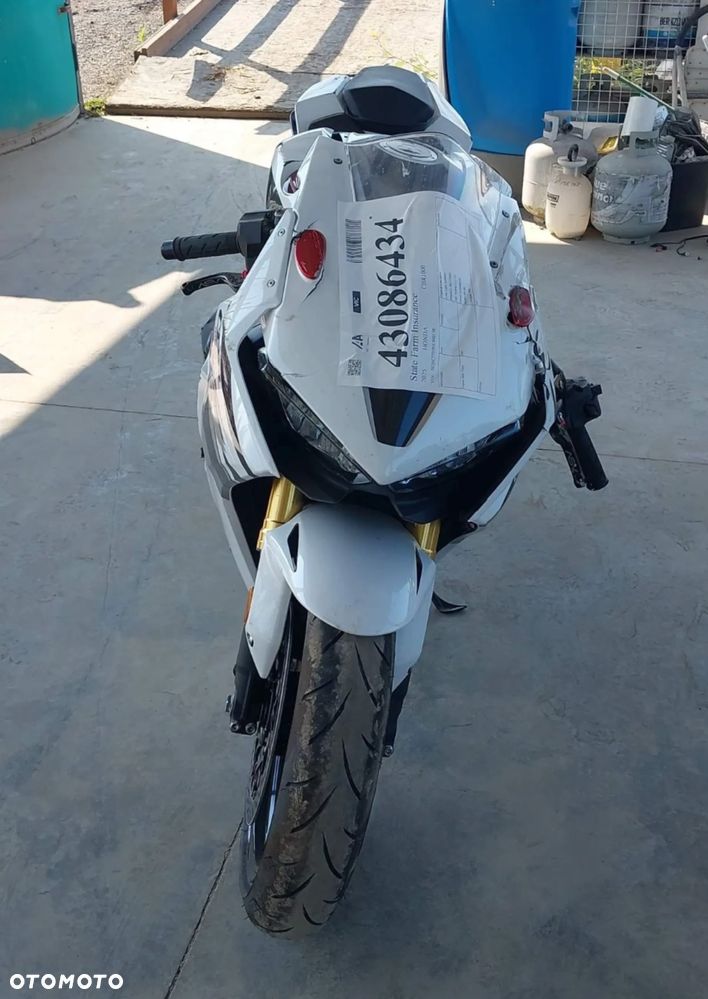 Honda CBR - 5