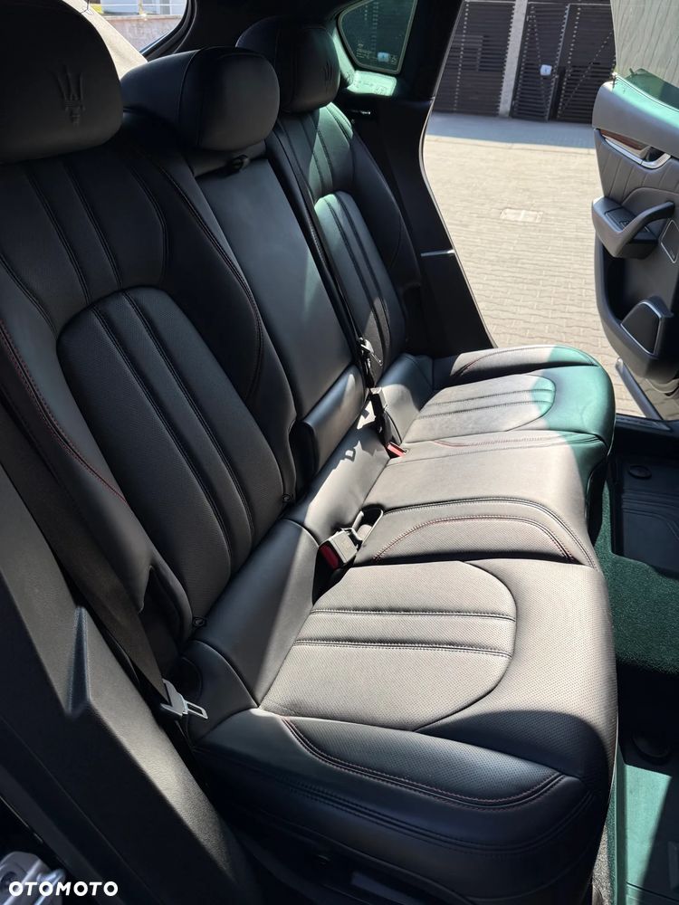 Maserati Levante S Q4 GranSport - 33