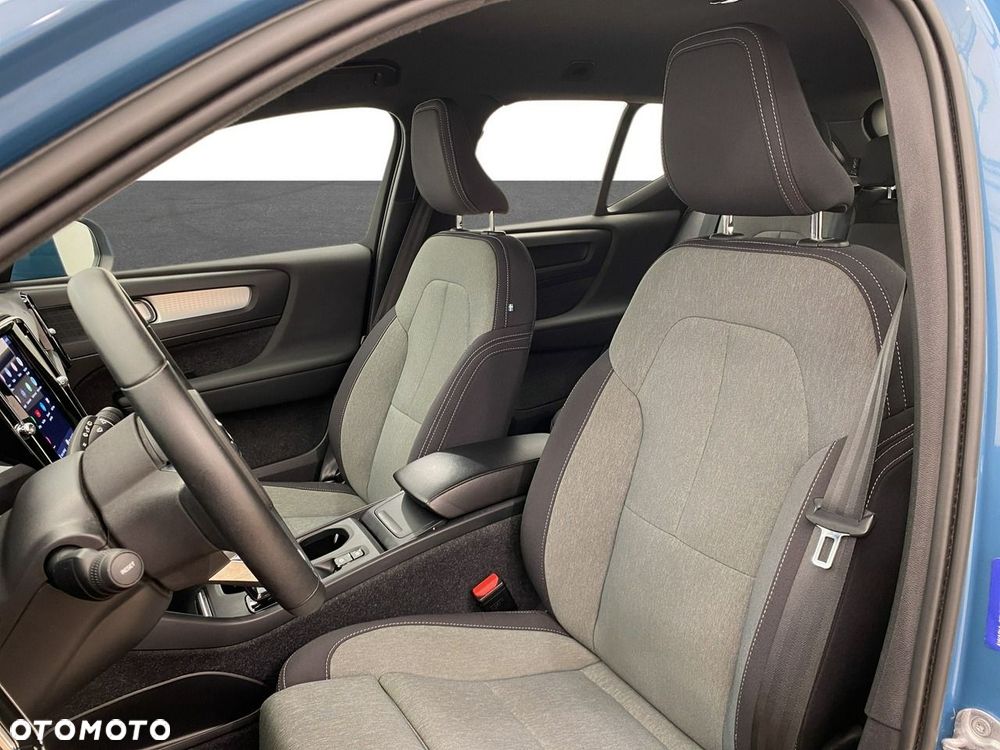 Volvo XC 40 - 11