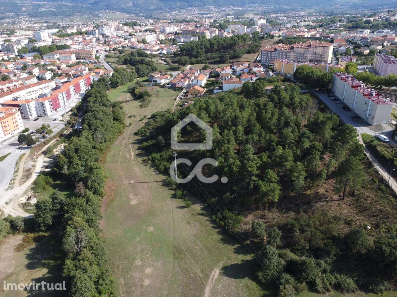 Terreno com 40.506 m² na Cidade de Chaves - Grande imagem: 2/8