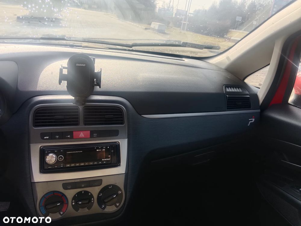 Fiat Punto 1.4 16V Sporting - 9