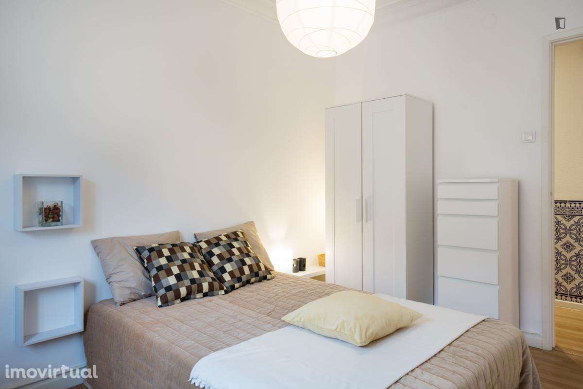 Quarto - localizado em Oeiras Lisbon - Grande imagem: 2/19