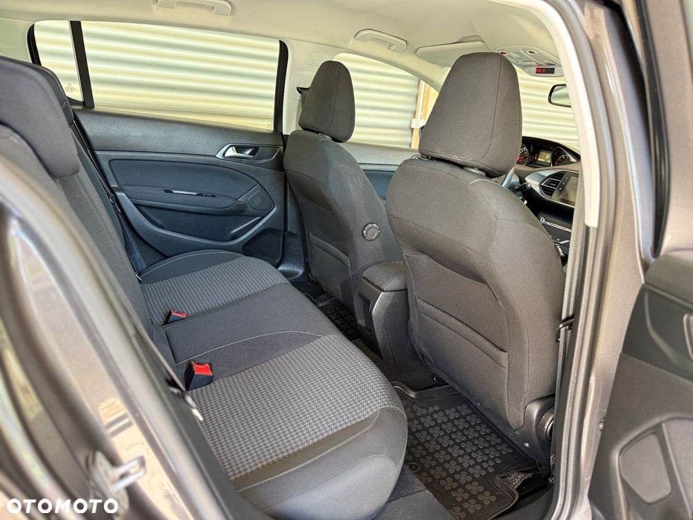 Peugeot 308 1.2 PureTech GPF Business Line S&S - 34