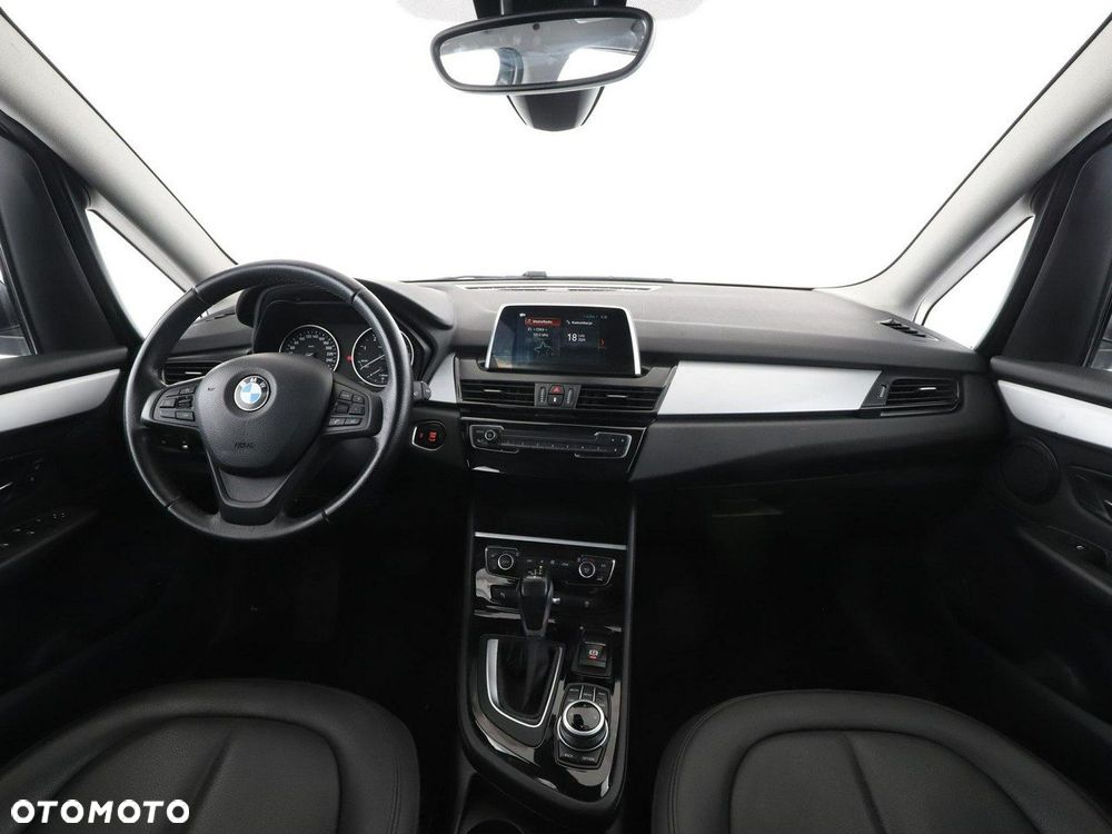 BMW Seria 2 218d Advantage - 16