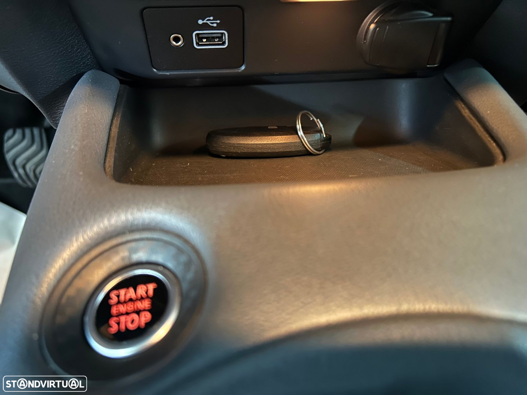 Nissan Juke 1.0 DIG-T N-Connecta - 38