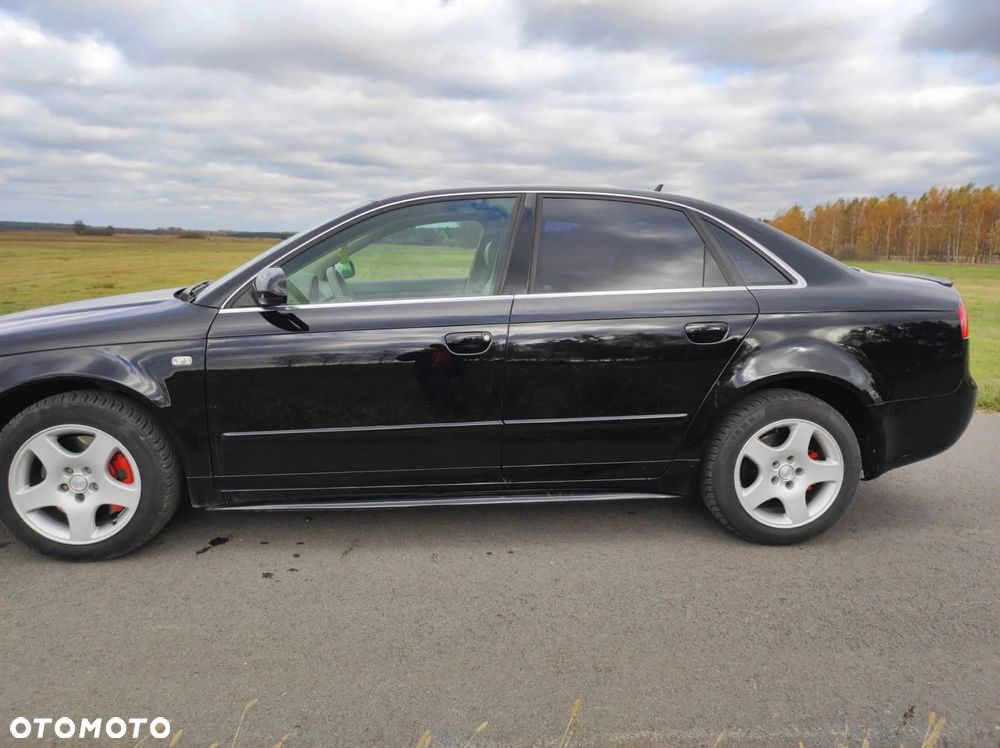 Audi A4 Limousine - 5