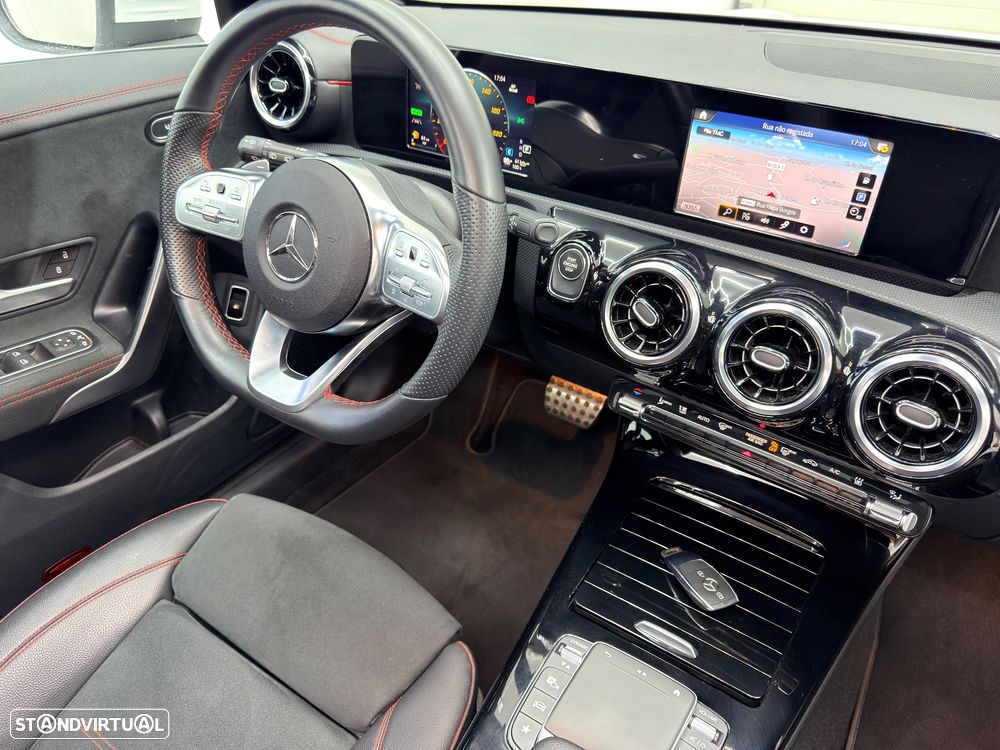 Mercedes-Benz CLA 250 e Shooting Brake AMG Line - 23