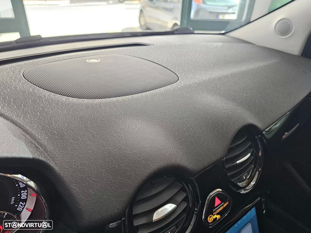 Opel Adam - 28