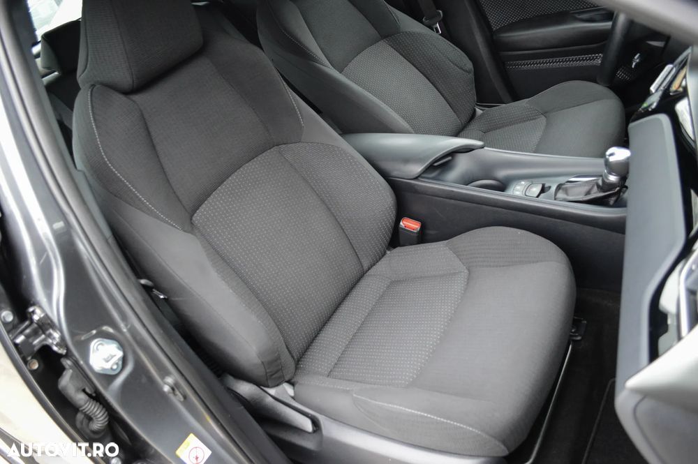 Toyota C-HR Business-Edition - 25