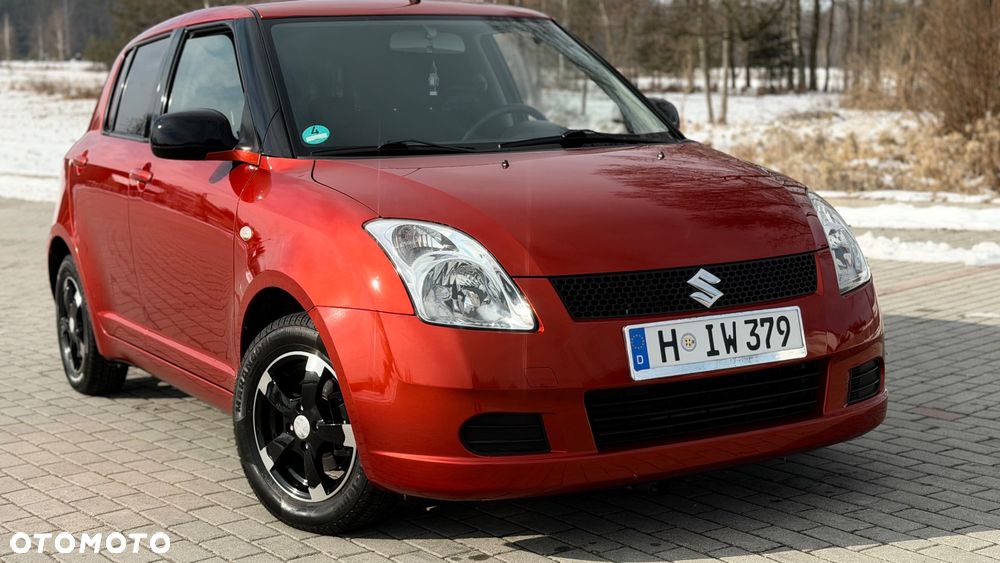 Suzuki Swift 1.3 Limited 25 - 1