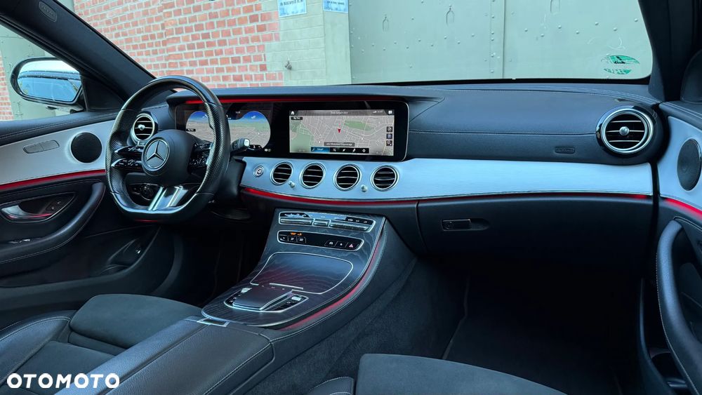 Mercedes-Benz Klasa E 220 d 4-Matic AMG - 30