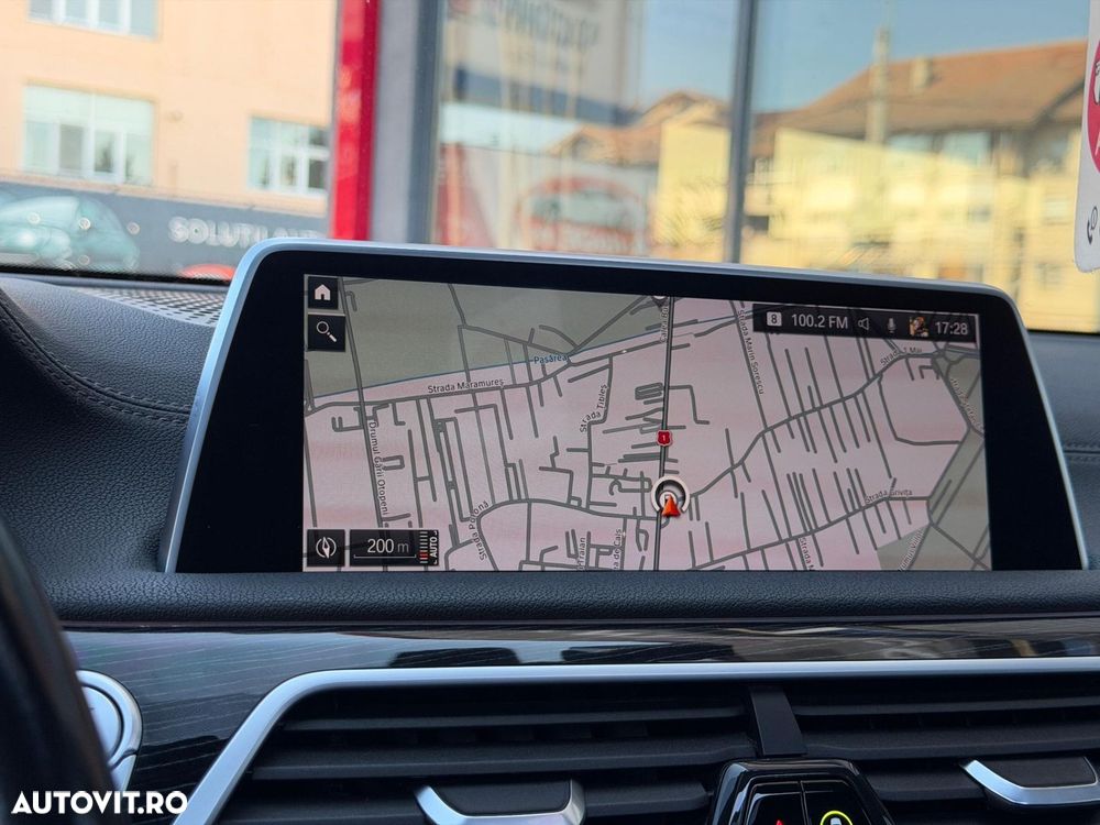BMW Seria 7 - 27
