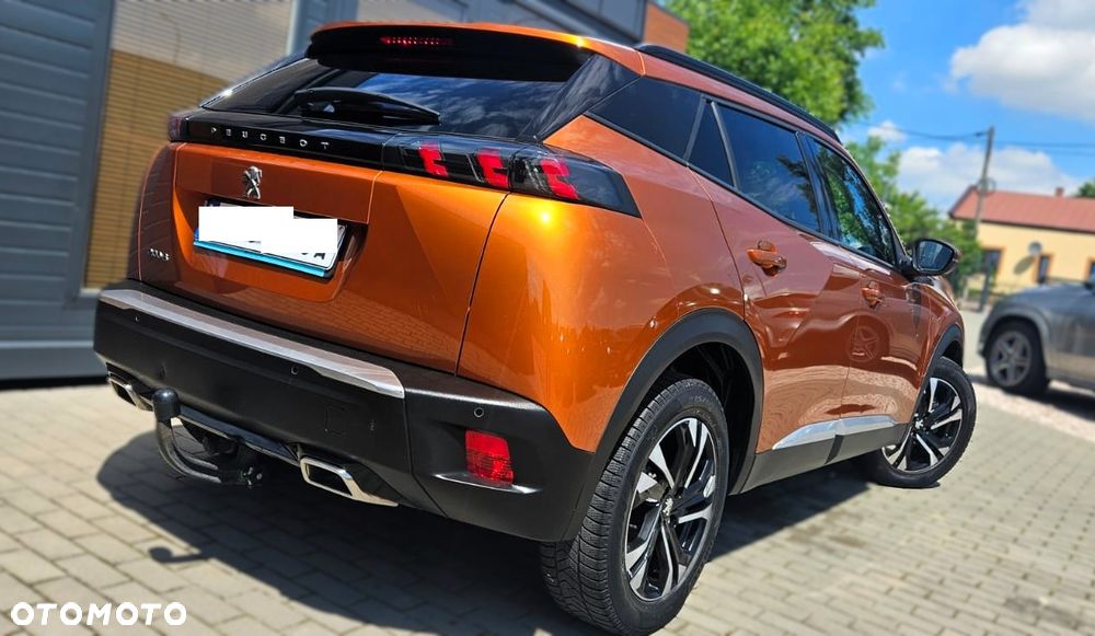 Peugeot 2008 1.2 Pure Tech GPF Allure S&S - 6
