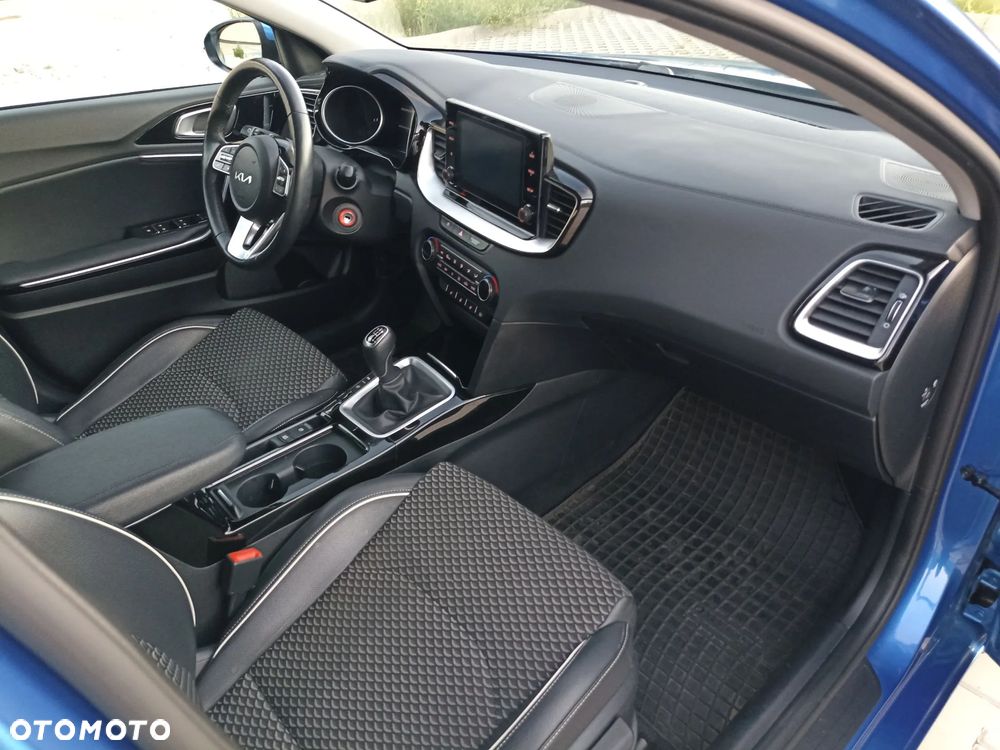 Kia Ceed 1.5 T-GDI L - 16