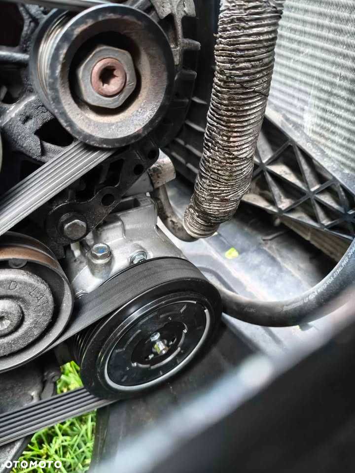 Volkswagen Polo - 7