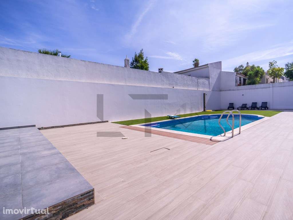 Moradia Exclusiva T6 com de 1020 m2 de Terreno, com Piscina Privada... - Grande imagem: 3/46