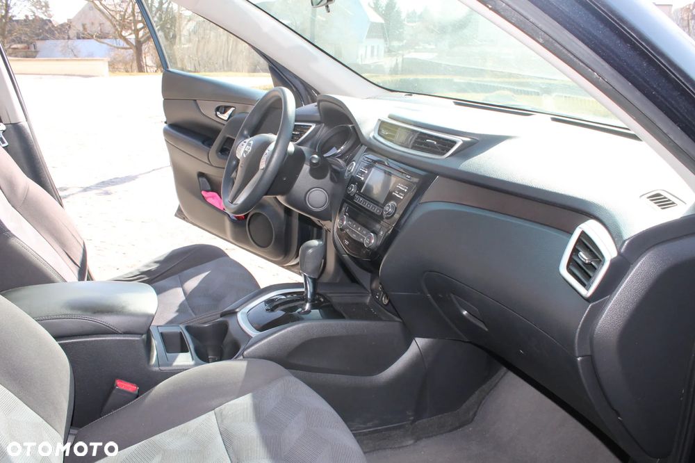 Nissan Rogue - 14
