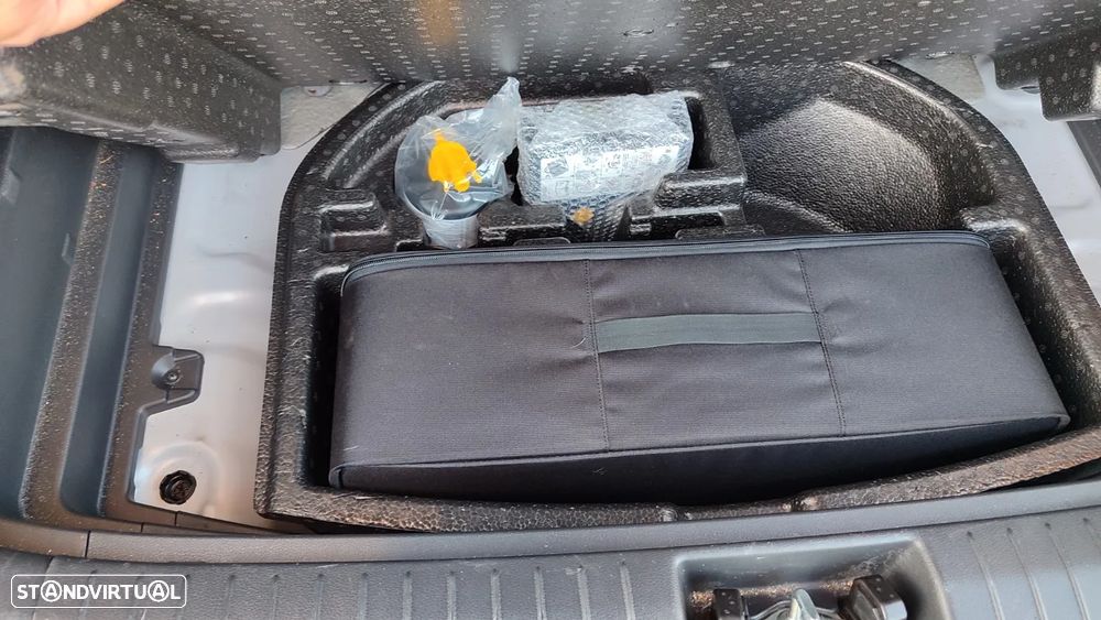 Hyundai Kauai Premium - 15