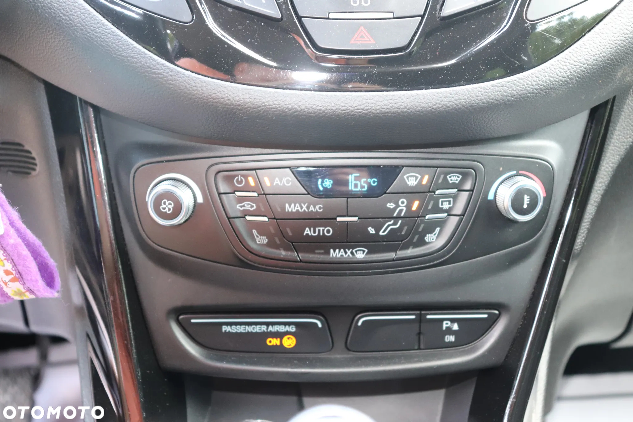 Ford B-MAX 1.0 EcoBoost Titanium - 23