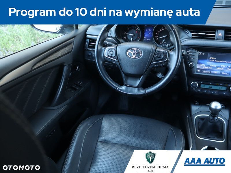 Toyota Avensis - 9
