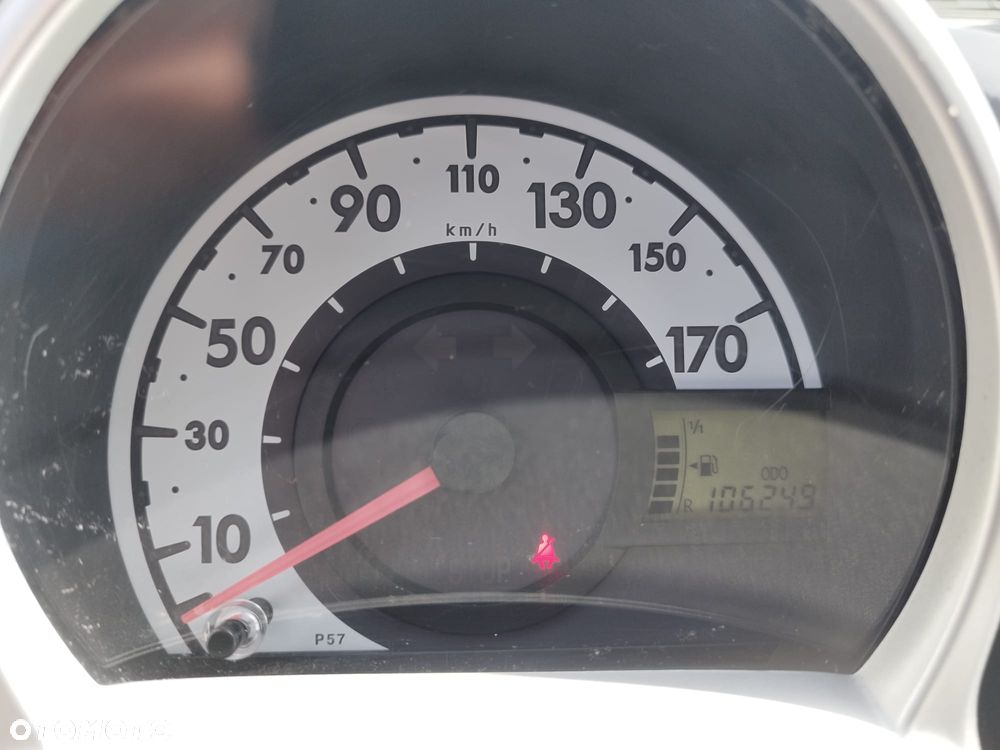 Peugeot 107 - 9