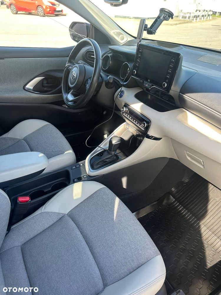 Toyota Yaris - 4