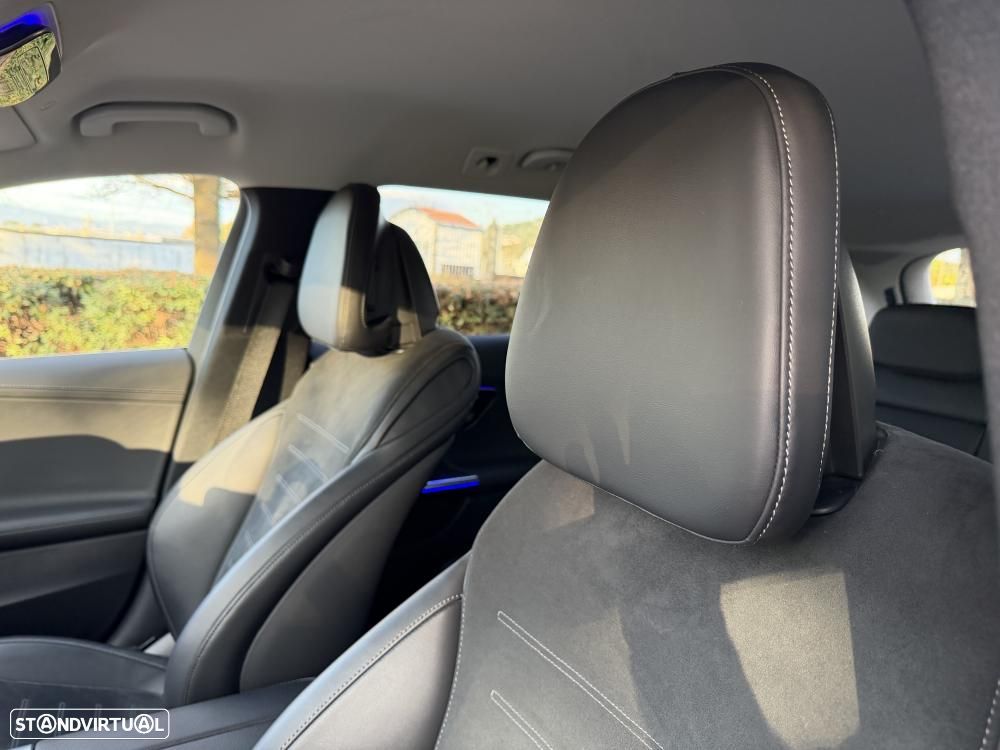 Mercedes-Benz C 300 e T 9G-TRONIC AMG Line Advanced - 22