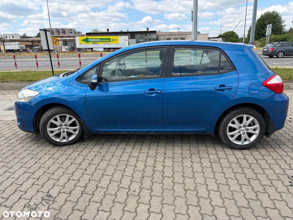 Toyota Auris 1.6 Premium - 8