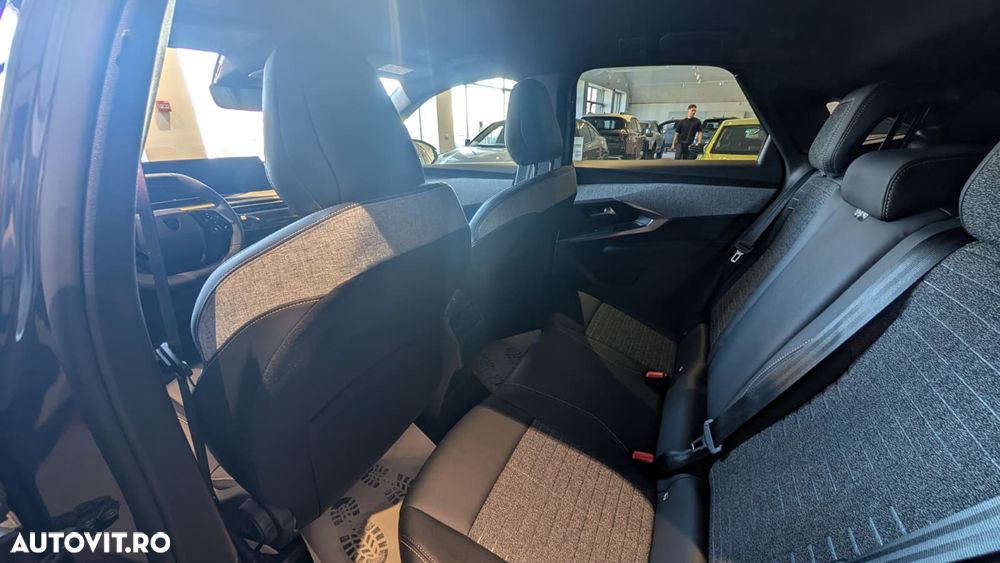 Peugeot 3008 1.2 Hybrid 145 e-DCS6 Allure - 8