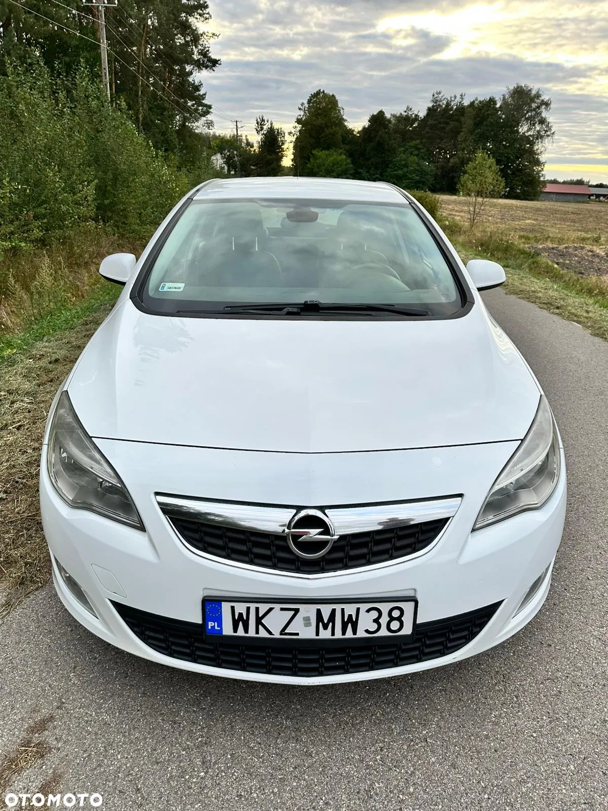 Opel Astra IV 1.4 T Cosmo - 6