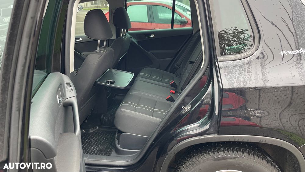 Volkswagen Tiguan - 14