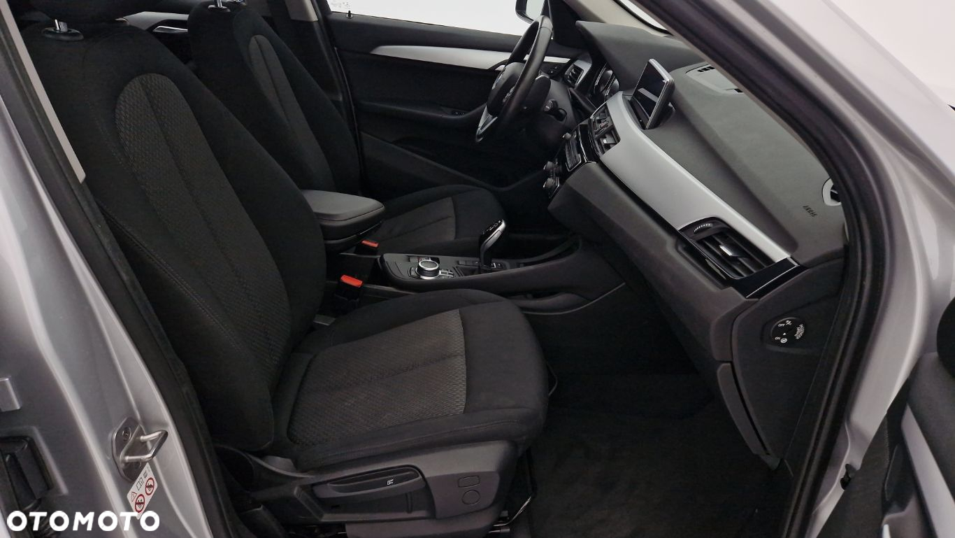 BMW X1 sDrive16d - 21