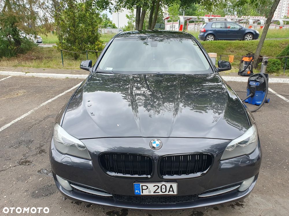 BMW Seria 5 535i Luxury Line - 12