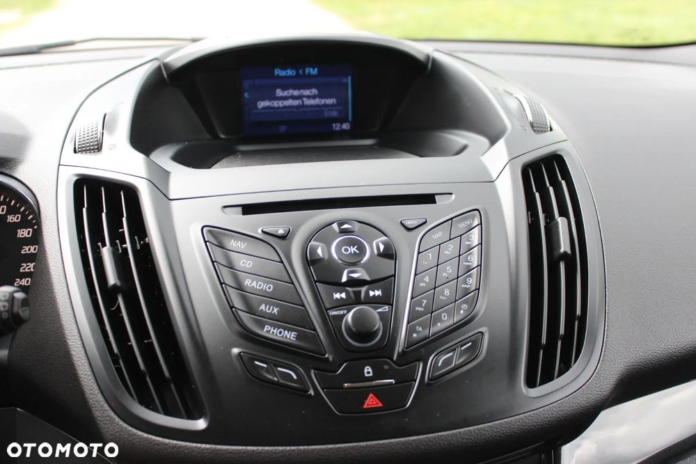 Ford Kuga 2.0 TDCi 4x4 Titanium - 28
