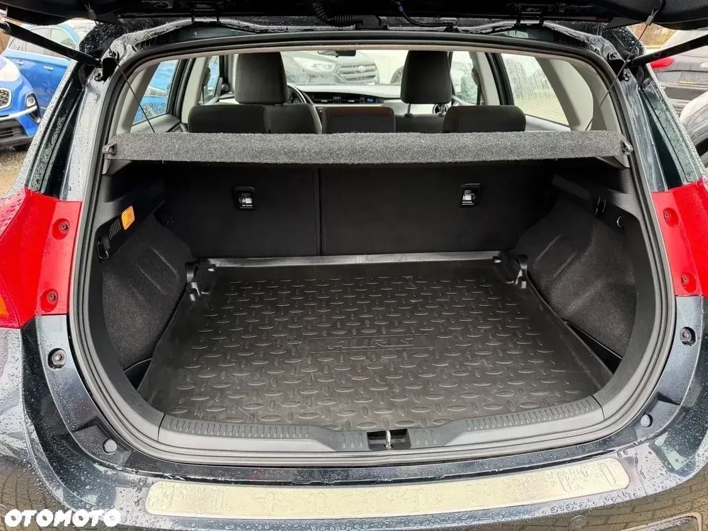 Toyota Auris 2.0 D-4D Edition - 24