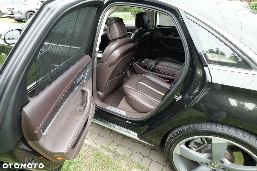 Audi A8 4.2 TDI Quattro - 27